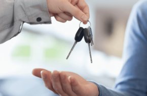 Person handing keys to the mechanic